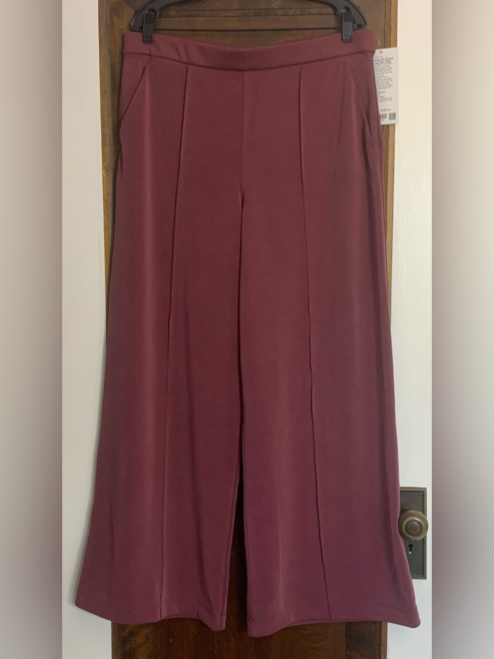 Lululemon Softstreme HR Pintuck Wide-Leg Pant Regular Burgundy Bay Size XL NWT